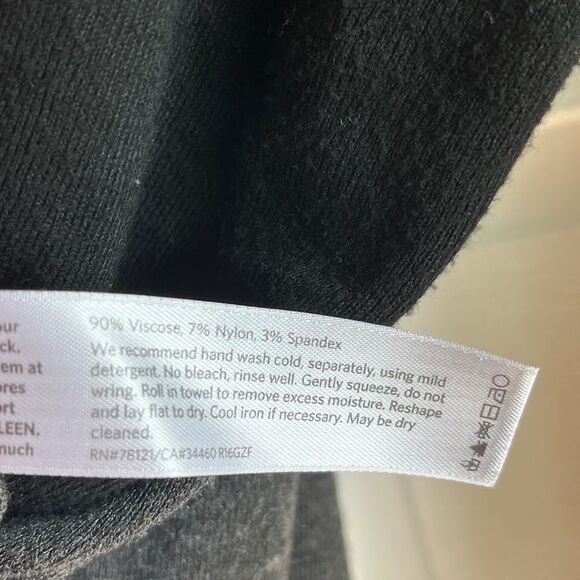 New Eileen Fisher black gray color block scoop round neck sweater - Picture 3 of 5